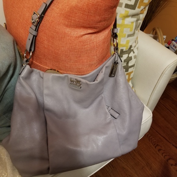 Coach purse - Picture 3 of 7